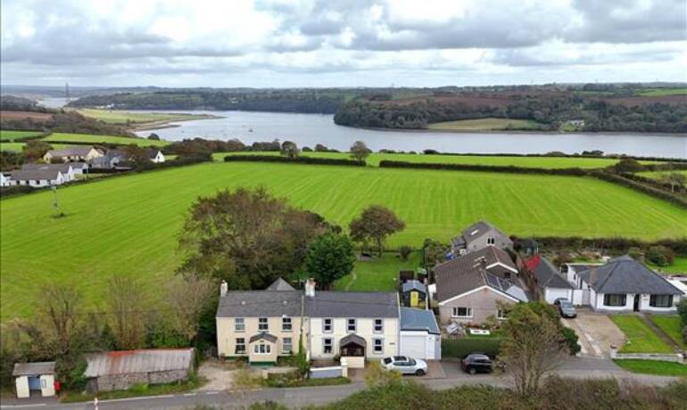 Westcroft, Burton, Milford Haven, Pembrokeshire (POM1001817)