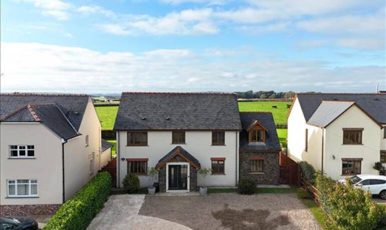 Eagles Nest, Crundale, Haverfordwest, Pembrokeshire (POM1001818)
