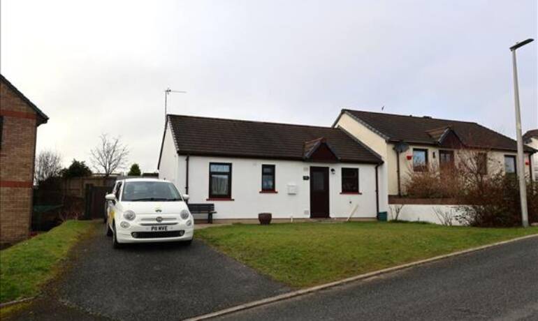 Oakfield Drive, Kilgetty, Kilgetty, Pembrokeshire (POM1001839)