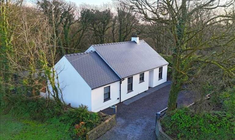 The Roses, Llysyfran, Clarbeston Road, Pembrokeshire (POM1001853)