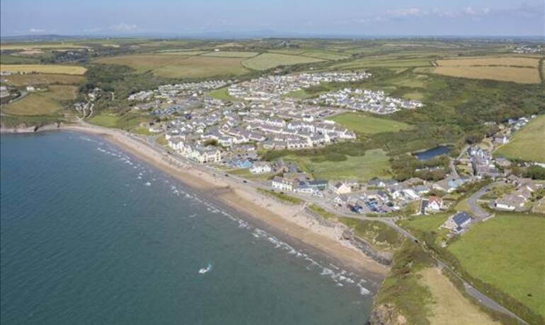 Atlantic Drive, Broad Haven, Haverfordwest, Pembrokeshire (POM1001889)