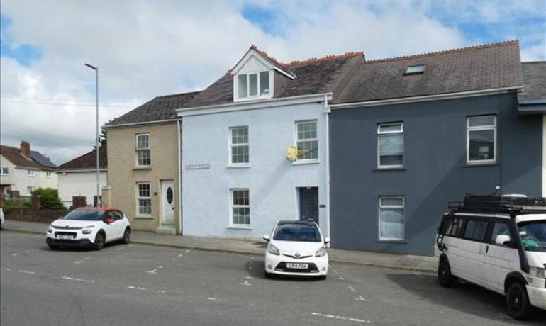 Merlins Terrace, Haverfordwest, Haverfordwest, Pembrokeshire (POM1001893)
