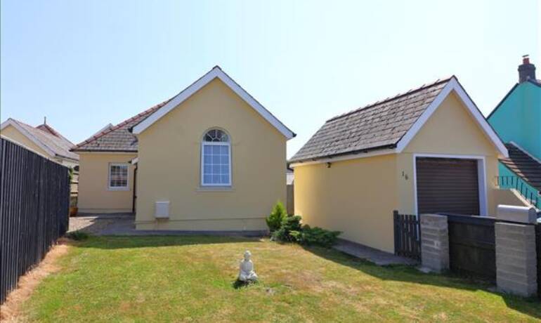 Chestnut Tree Drive, Johnston, Haverfordwest, Pembrokeshire (POM1001894)